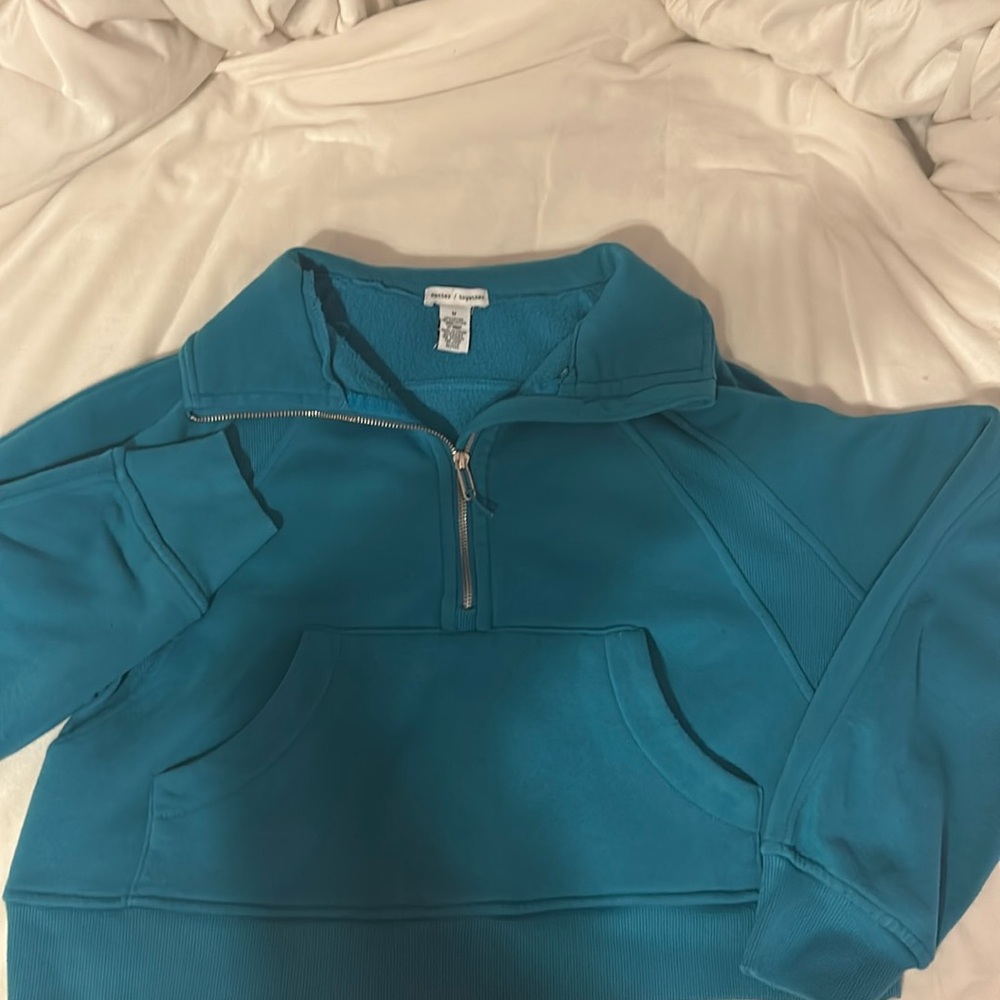 TJ Max Quarterzip Slightly Cropped Sweatshirt